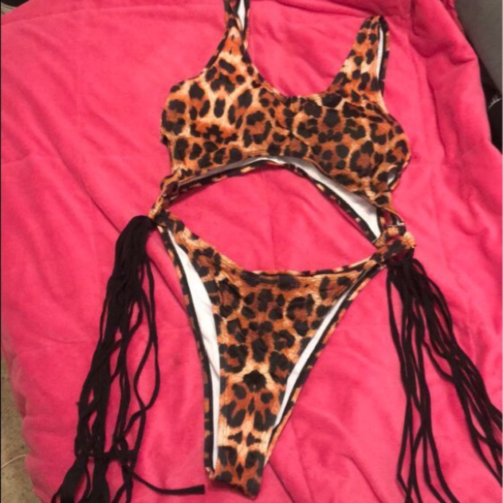 Brand new bathing suit size Large